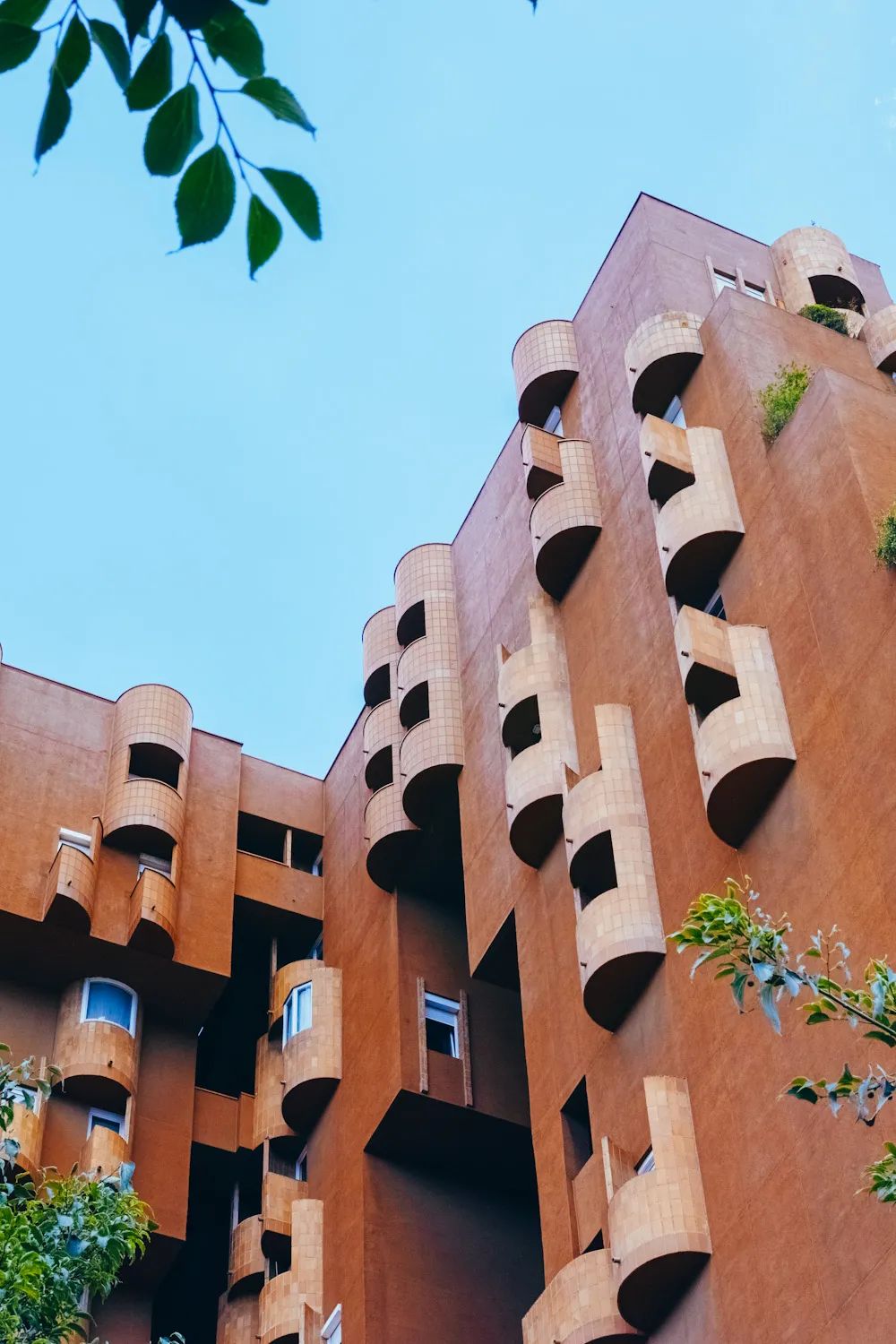 巨星陨落|西班牙著名建筑大师里卡多·波菲逝世