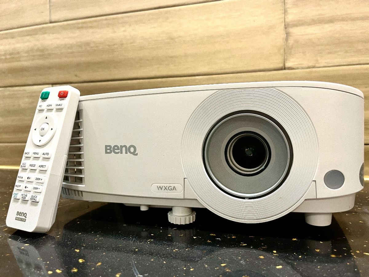 明基mw560投影仪怎么调16:9画面,明基mw560投影仪多少钱