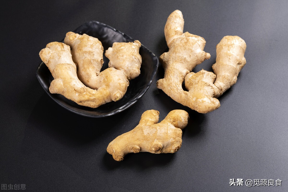 炖鸡汤教你3个技巧肉嫩滑,这个季节炖鸡汤最好吃的做法