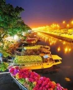 天地承载万物而不争,天地生则万物生