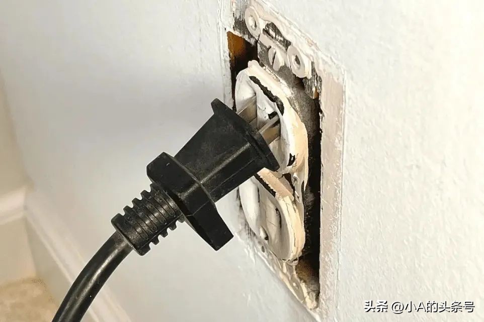 台式电脑开机反复重启是什么原因,电脑反复重启开不了机怎么修复