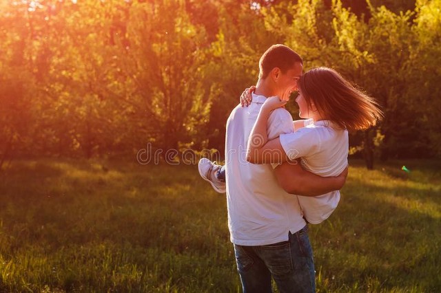 十一月份双鱼座有没有桃花运,从上升星座看双鱼座桃花运