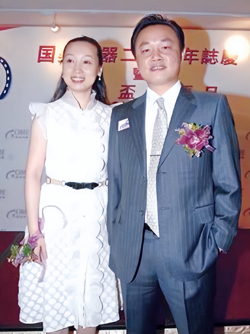 张志铭：曾给黄光裕当司机，因帅气被首富妹妹看中，赚到65亿身家