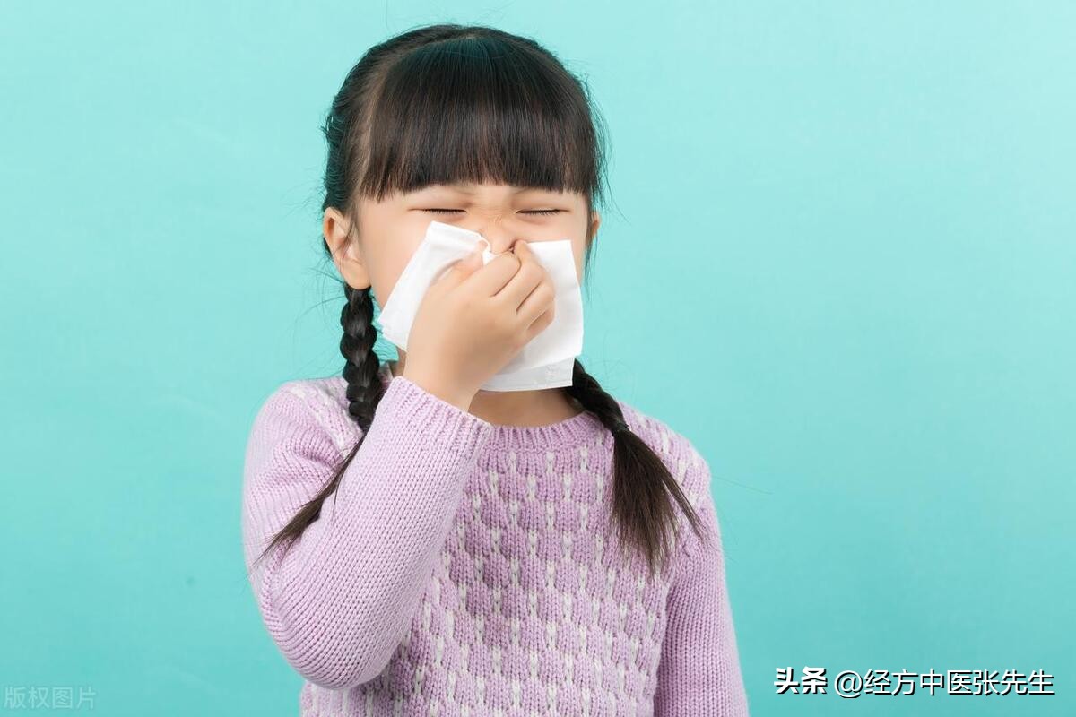 老人一感冒就发烧,老人感冒一会热一会冷怎么办