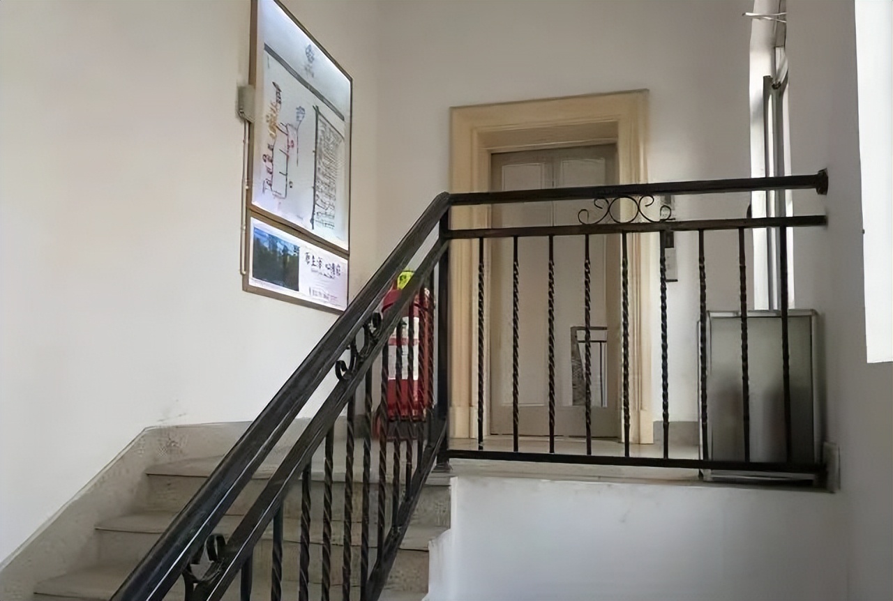 物业电梯广告需要什么流程,小区物业电梯广告合同怎么写