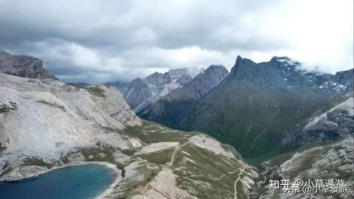 为什么一定要去一次稻城亚丁,为什么去稻城亚丁旅游不好买票