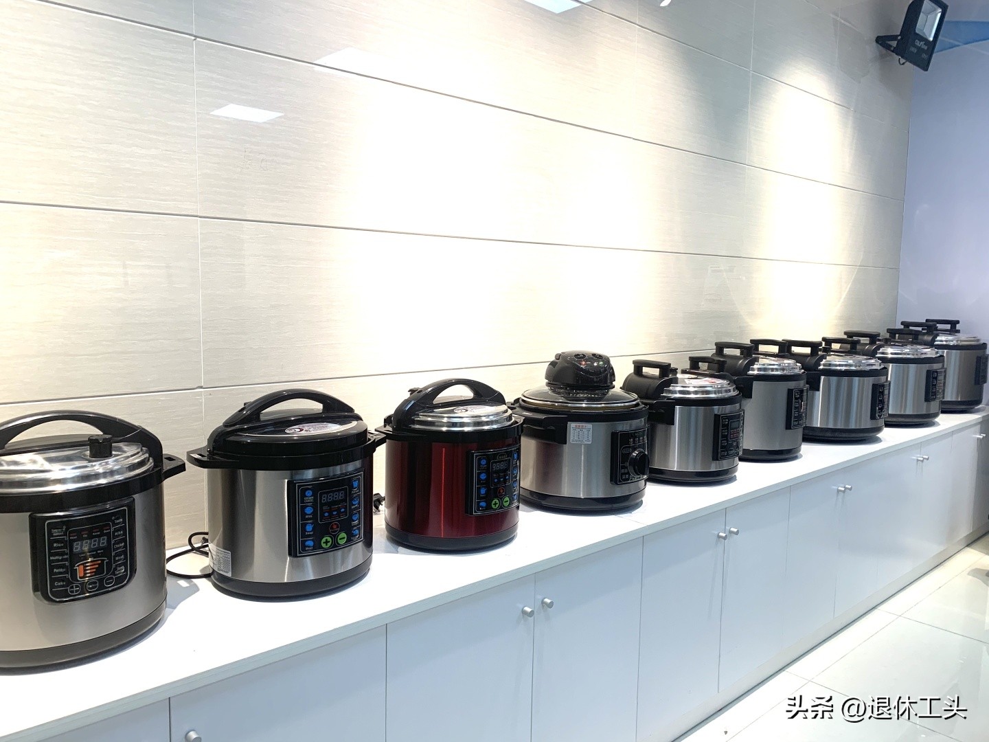 小电压力锅煮饭好吃,用电饭锅煮饭更好吃