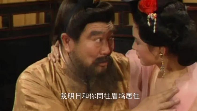 三国演义之杀董卓,三国演义中吕布杀了董卓