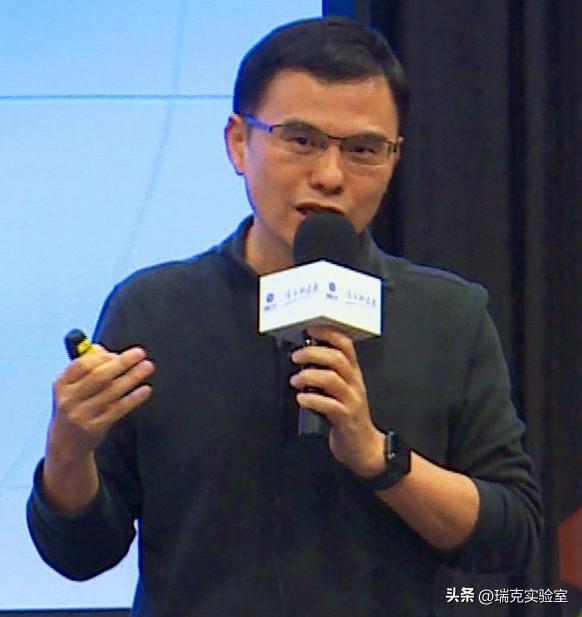 东莞最低调富豪：坐享亿万身家，出门开20万的车：我成就了马化腾