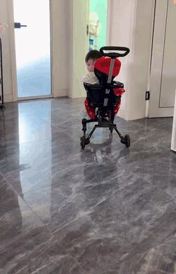 女友今年都二十三了，还是这样，是不是没救了哈哈哈好尴尬