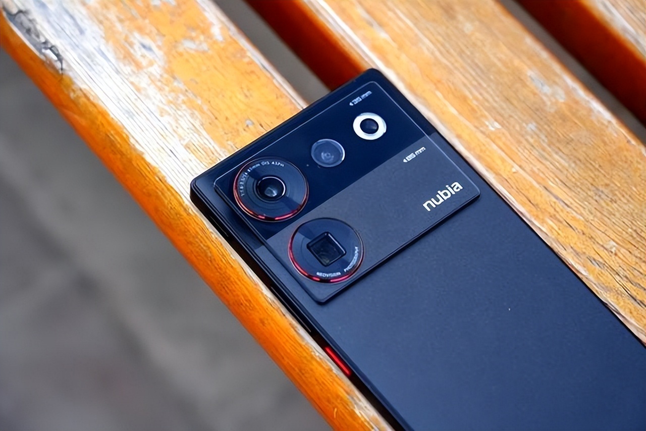 容易被人忽视的好手机！3500元价位手机推荐，兼顾影像和性能