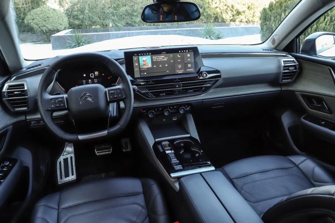 凡尔赛c5x性价比最高车型,凡尔赛c5x低配多少落地