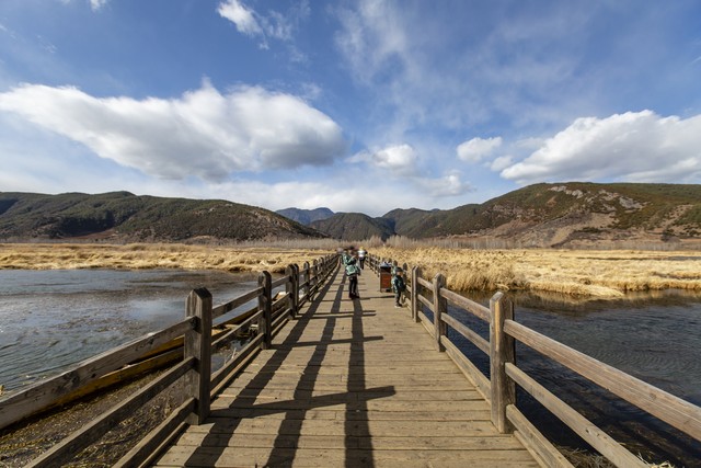 去云南旅游要准备哪些东西和物品,去云南旅游应该准备什么东西呢