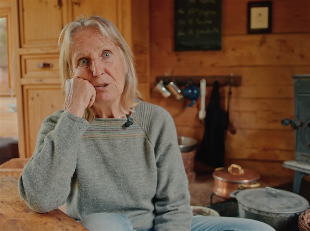 发现一位74岁奶奶的蜗居：16㎡小家没电没暖气，她却一住就是30年