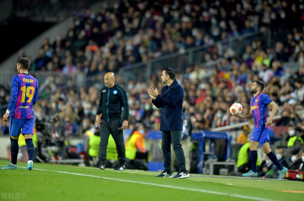 哈维改变巴萨战术,哈维十条队规