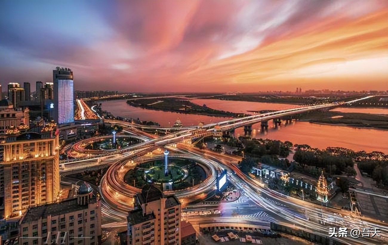 东北三省老工业基地经济发展比较,老东北工业基地发展状况