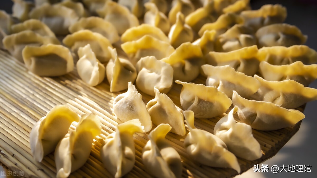 中国饺子之王为什么是东北饺子,东北饺子vs四川饺子