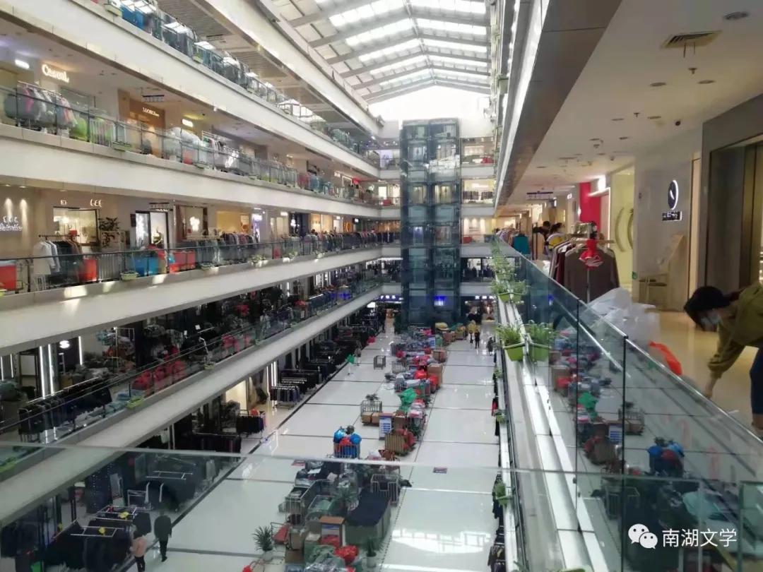 夏云翔与他的一部濮院毛衫创业发展史篇