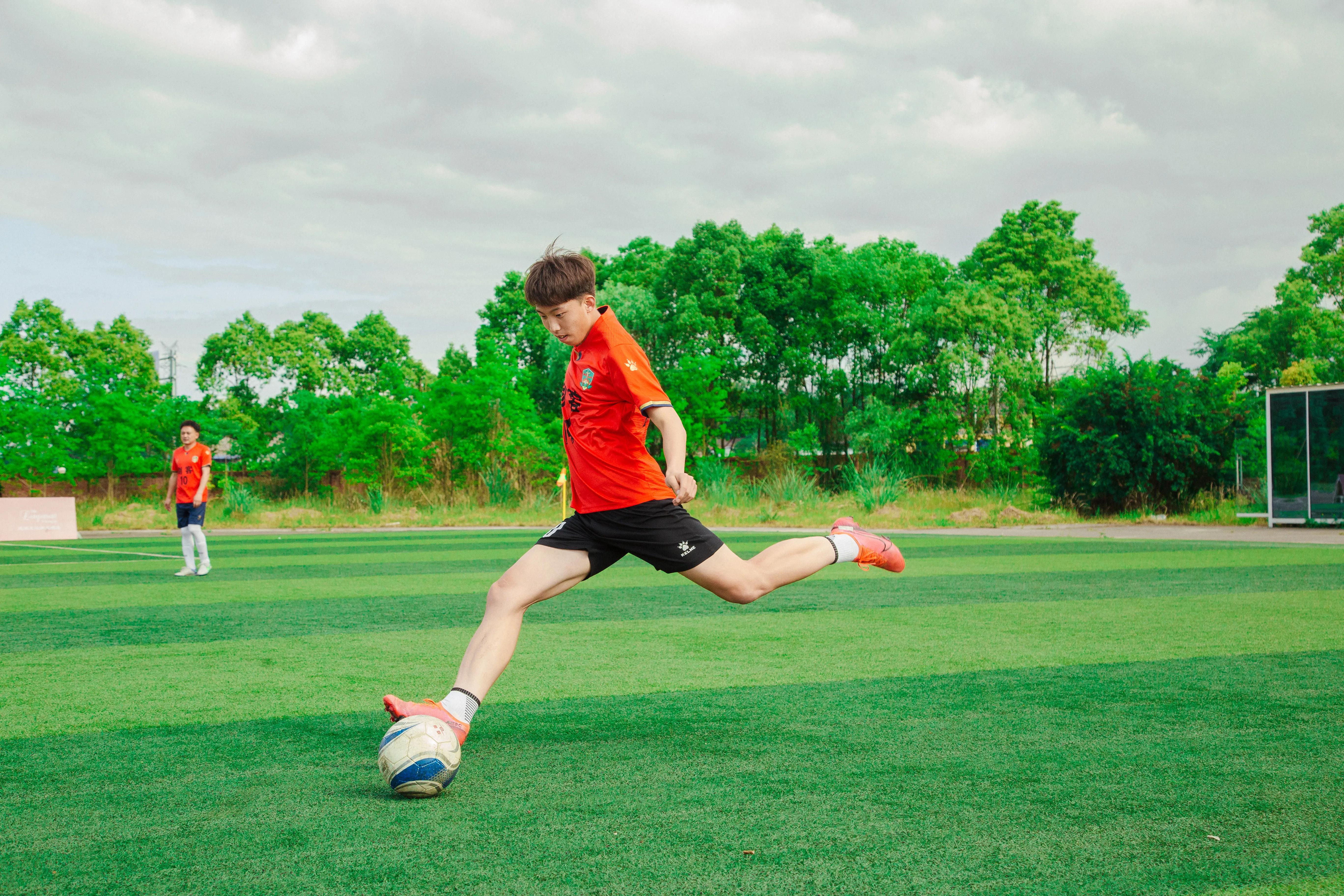 鍗楀厖瓒崇悆灏戝勾澶哄啝,鍗楀厖瓒崇悆鍐犲啗