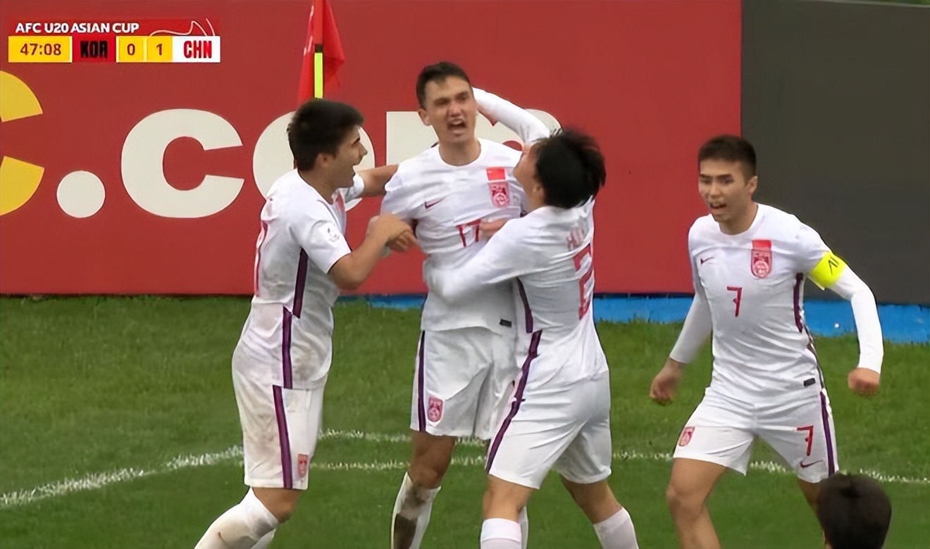 从“国脚荒漠”到亚青赛闪耀,*疆新**球员请继续野蛮成长