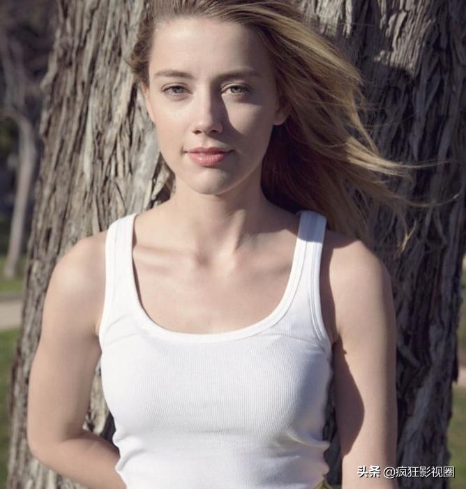 好莱坞不敢封杀，世界首富保驾护航，美国“女海王”要锤爆船长了