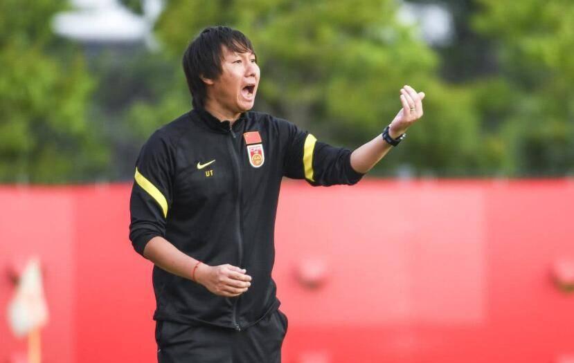 山东泰山小李铁技术扶贫中乙球队他曾被老婆曝光出轨