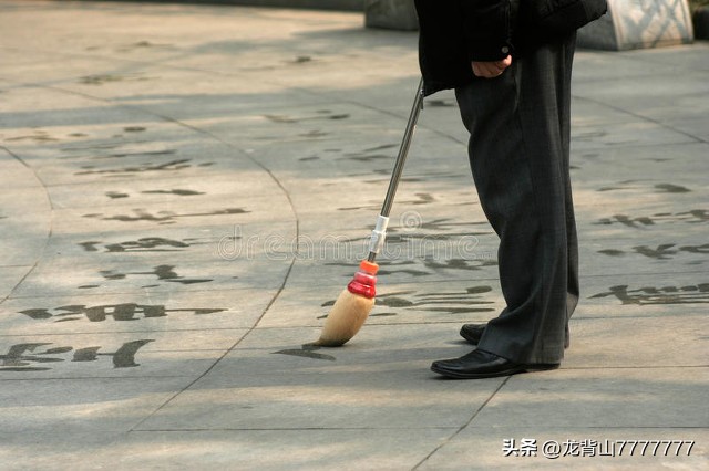 养老院老年人娱乐活动视频,适合老年人的娱乐活动有哪些