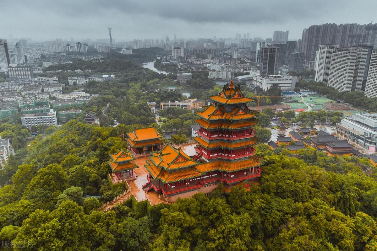 适合情侣去旅游的城市国外,适合情侣旅游的十大国外城市