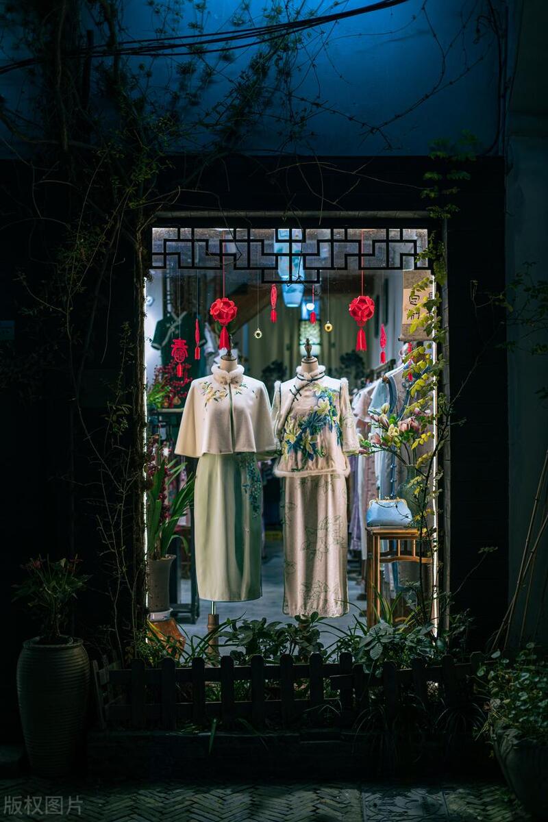 服装店铺装修有哪些窍门？做好这3点，顾客主动上门