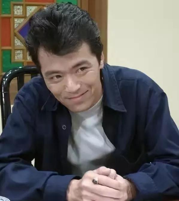 广东演技的天花板却无戏可拍，郁郁不得志的蒙伟明现在怎样了