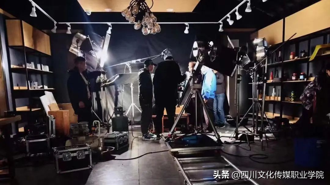 四川文化传媒职业学院是单招吗,四川文化传媒职业学院报名时间表