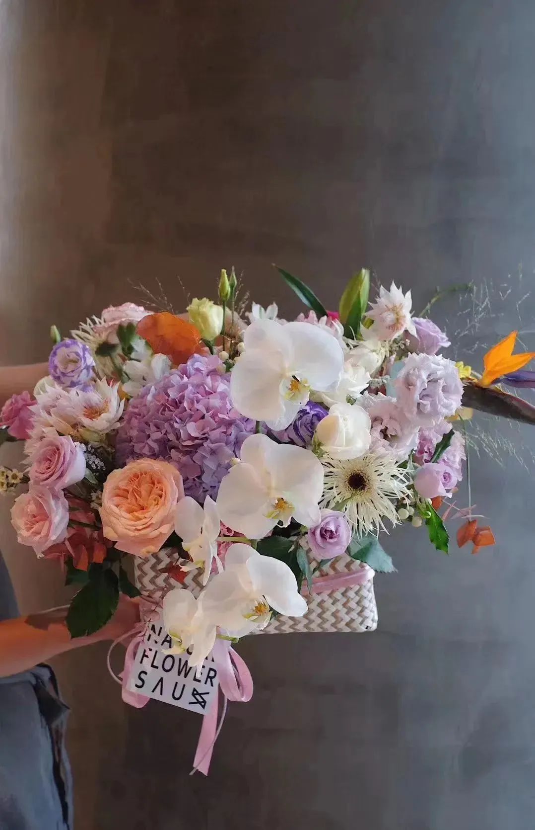 无锡两个爱花的小姐姐，开了家“宝藏”花店，对接奢侈品牌，业绩步步攀升