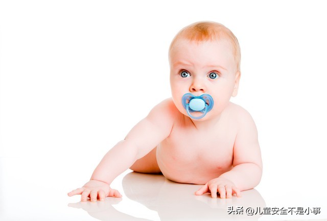 10个月宝宝不让喂饭要自己吃,十个月孩子可以吃大人的饭吗