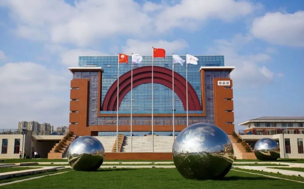 江西科技师范大学在南昌哪个位置,江西科技师范大学是公立嘛