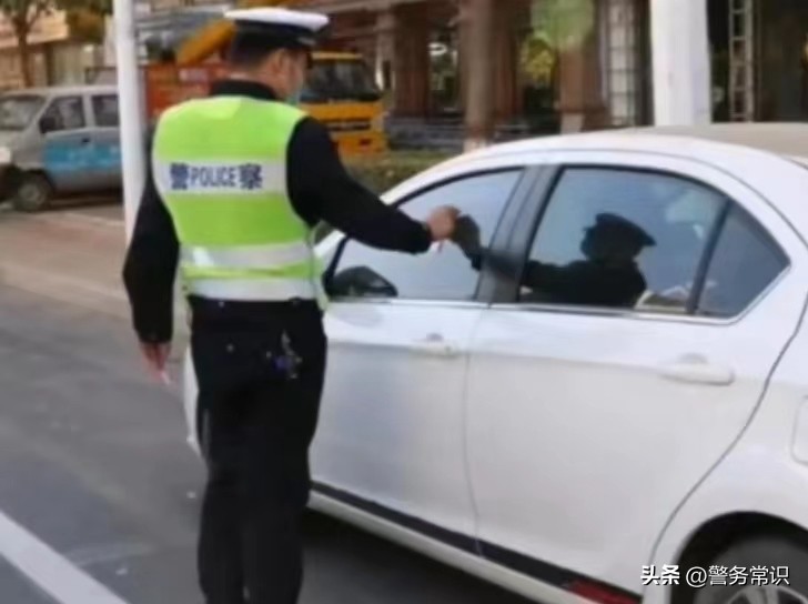 交通新规出台后原来违章怎么处理,交通违章新手必须犯的三种违法