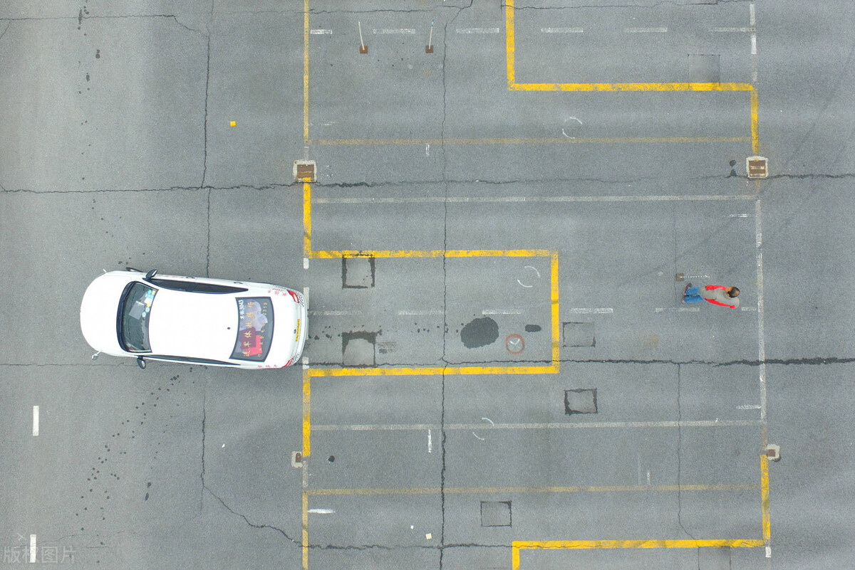 驾照更换必须本人去吗,c1驾照换证新规定终身免换