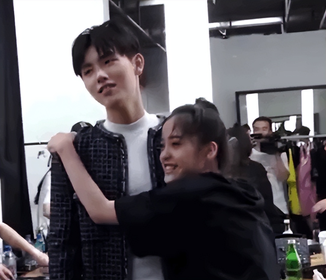 欧阳娜娜恋情疑被爆,欧阳娜娜有几个绯闻