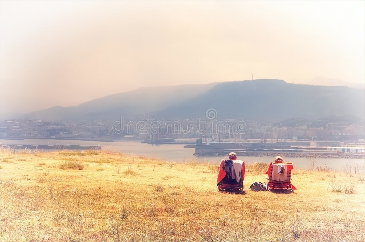 专家建议每天睡眠四个小时,每晚睡7小时是不是最佳睡眠