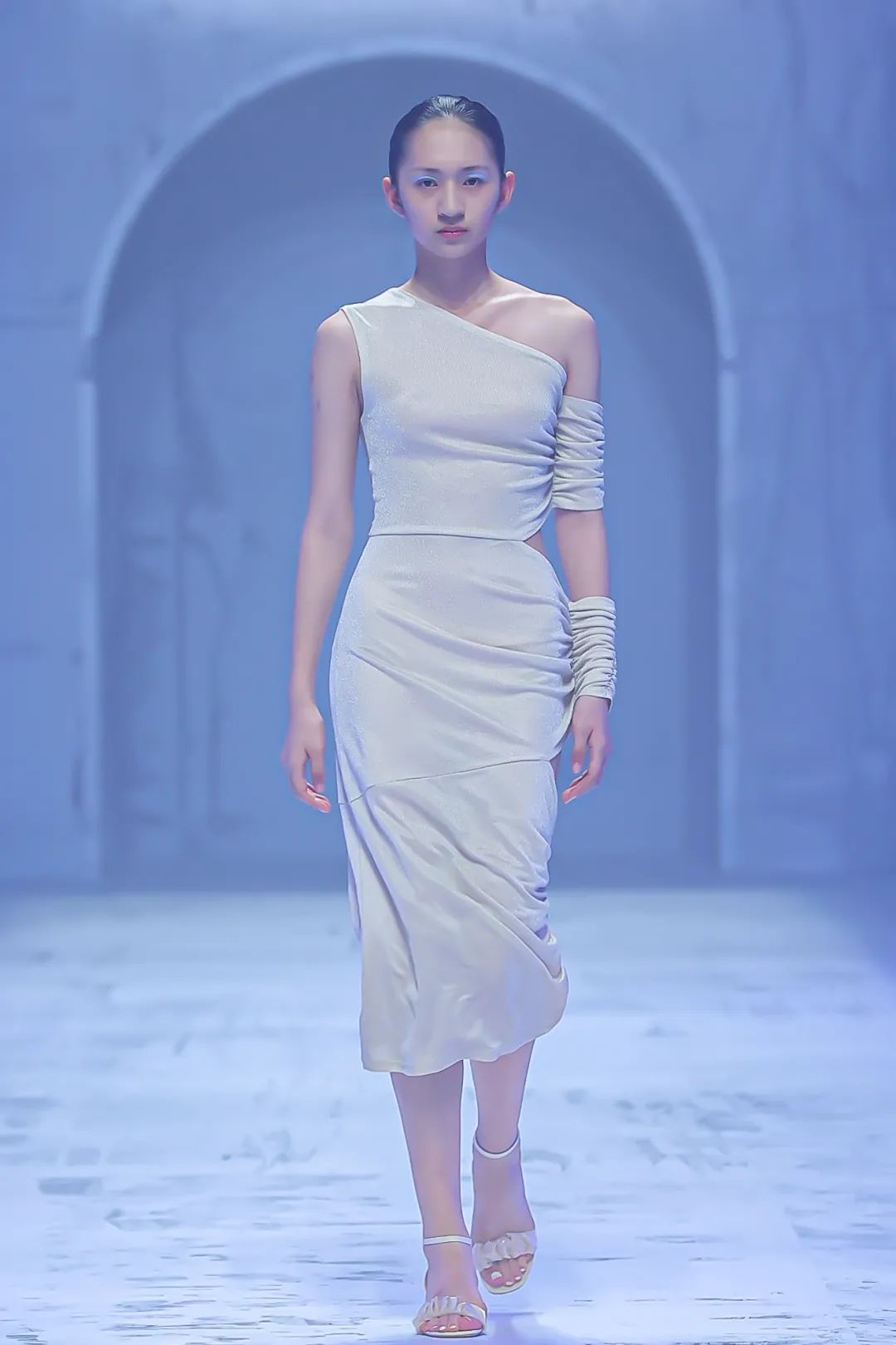 可持续时尚知名品牌,持续恢复国货潮品