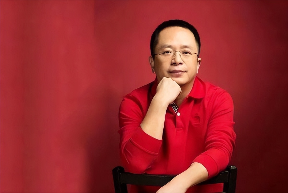 17岁上北大的他,他十七岁考上清华22岁生子