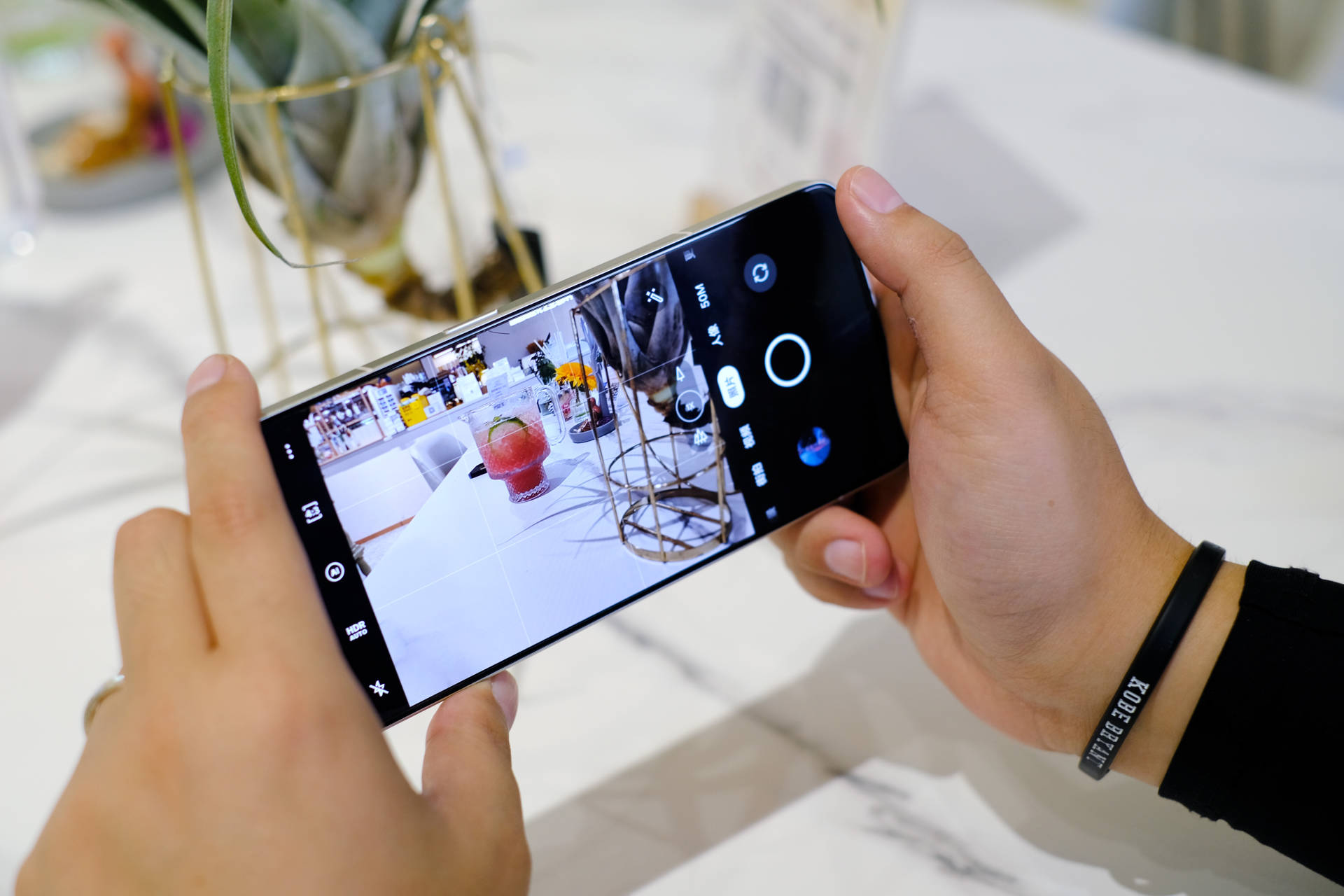 真我gt2大师探索版和上代对比,真我gt2大师探索版评测