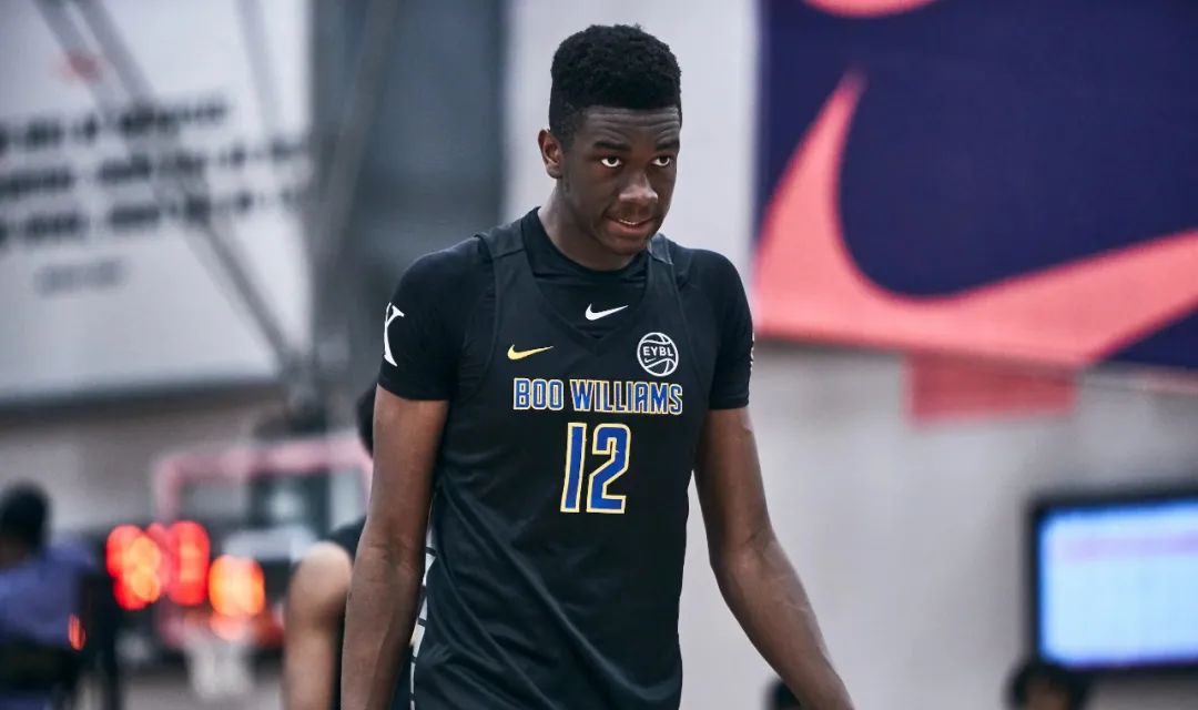 22届选秀最强中锋,22年最强中锋