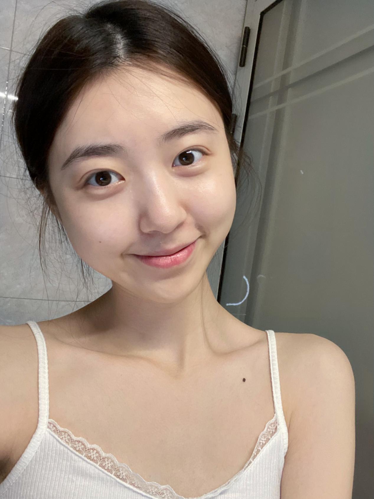 什么牌子洗面奶控油祛痘效果好,什么牌子的洗面奶控油祛痘效果好