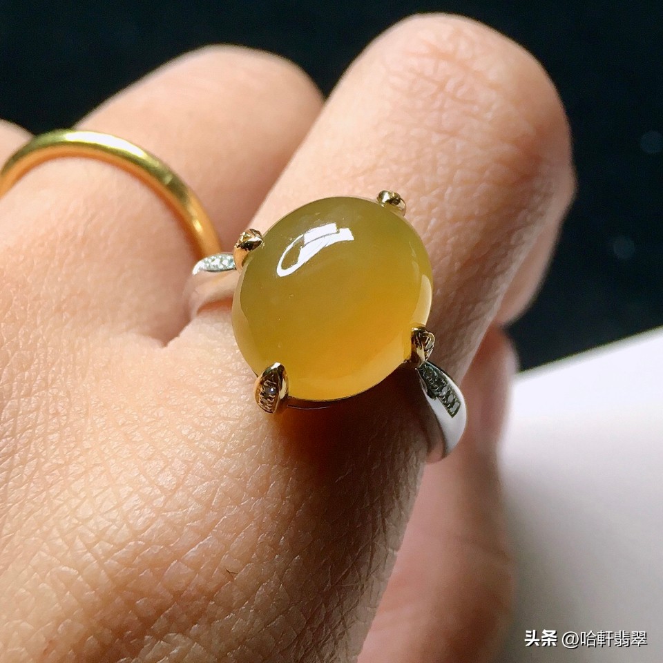 黄钻红宝石翡翠哪个更有收藏价值,黄色翡翠和黄龙玉比较哪个好