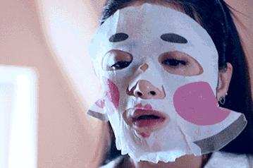 贫民窟女孩常用的护肤品绝不踩雷,贫民窟女孩用不起大牌