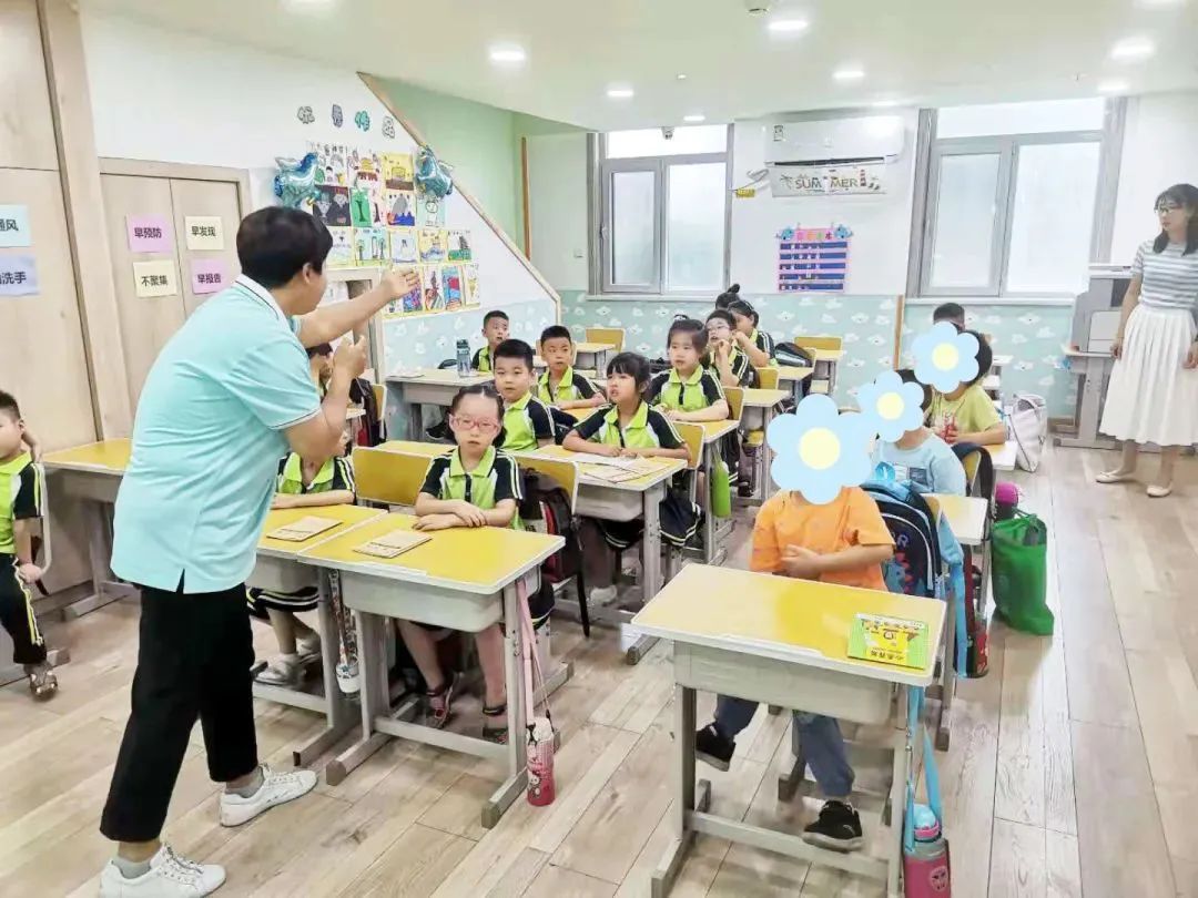 今天我是升旗手幼儿园,今天我是升旗手的感想和收获