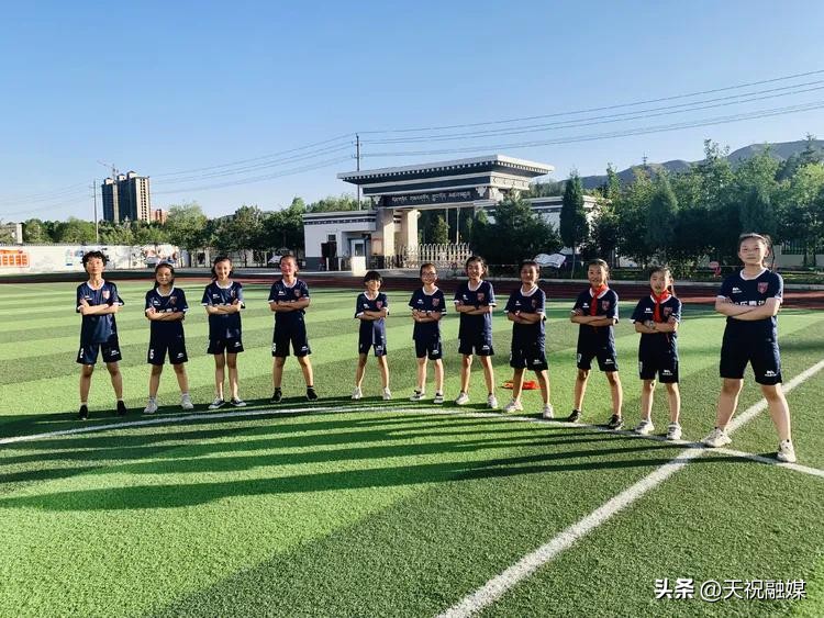 驰骋绿茵强体魄激情碰撞满校园——天师附小校园足球联赛开赛