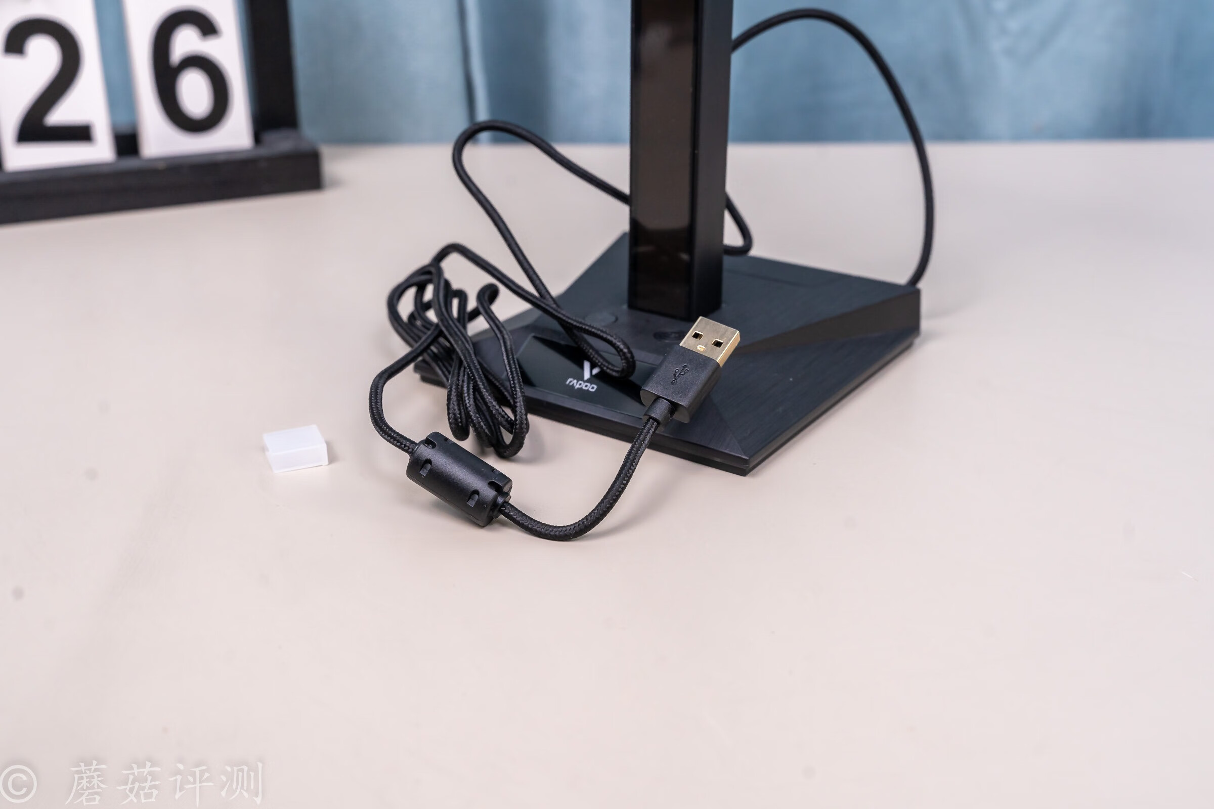 雷柏vh800蓝牙耳机打和平精英实测,雷柏rapoovm700无线蓝牙游戏耳机