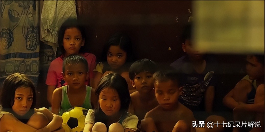 他们将婴儿的身体掏空，在婴儿的肚子里塞满了*品毒**，利用婴儿运毒