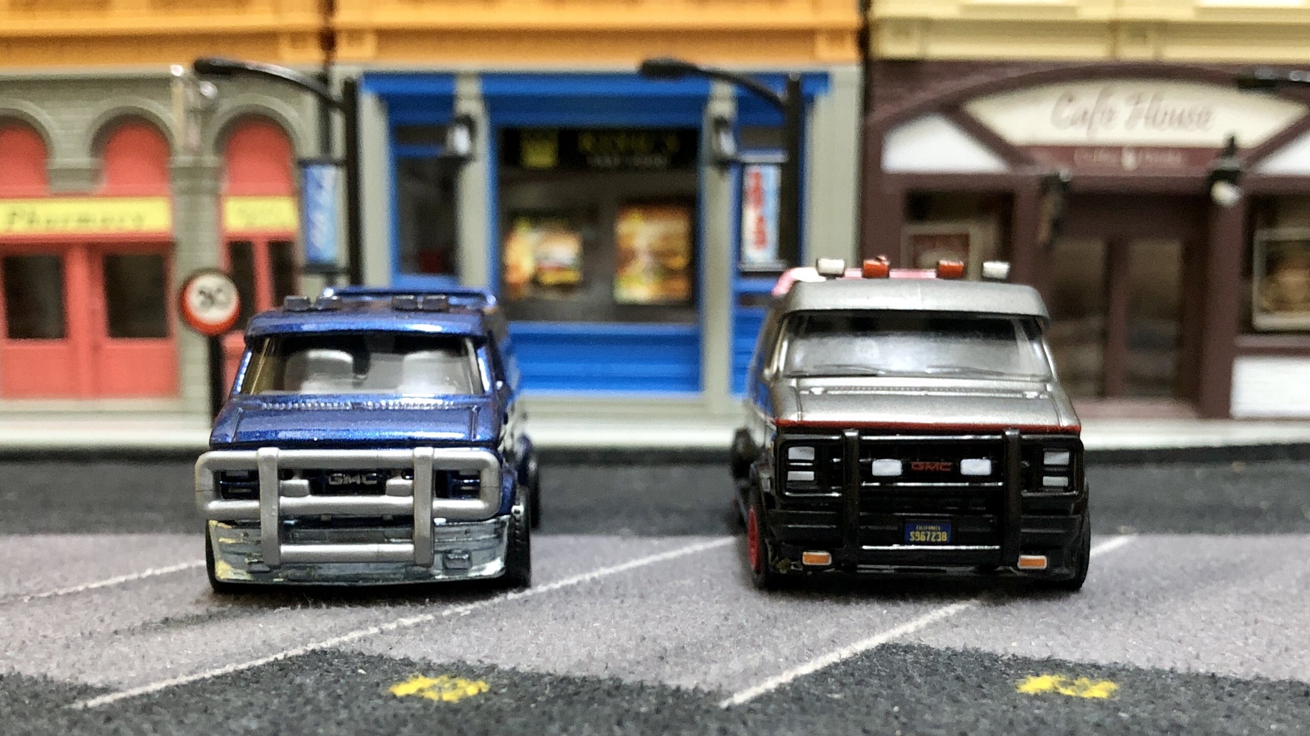 绿光电影车，天龙特工队GMC大面包Vandura